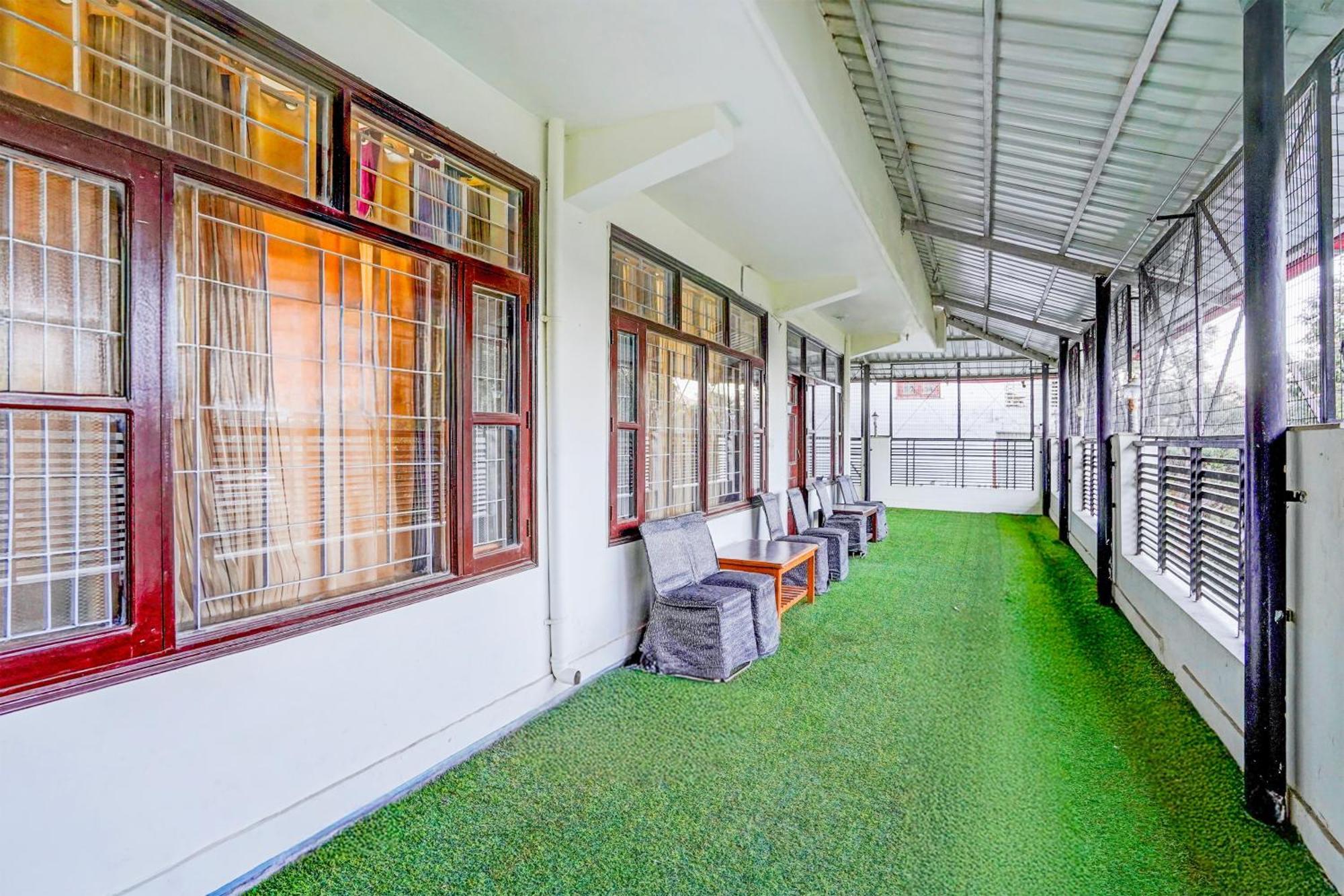 Super Townhouse Mall Road Near Library Chowk Mussoorie Εξωτερικό φωτογραφία