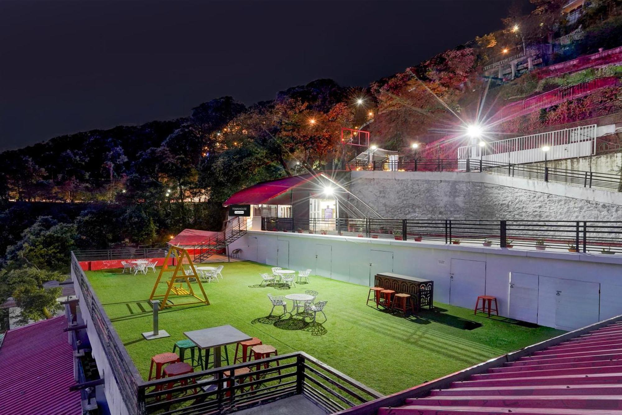 Super Townhouse Mall Road Near Library Chowk Mussoorie Εξωτερικό φωτογραφία
